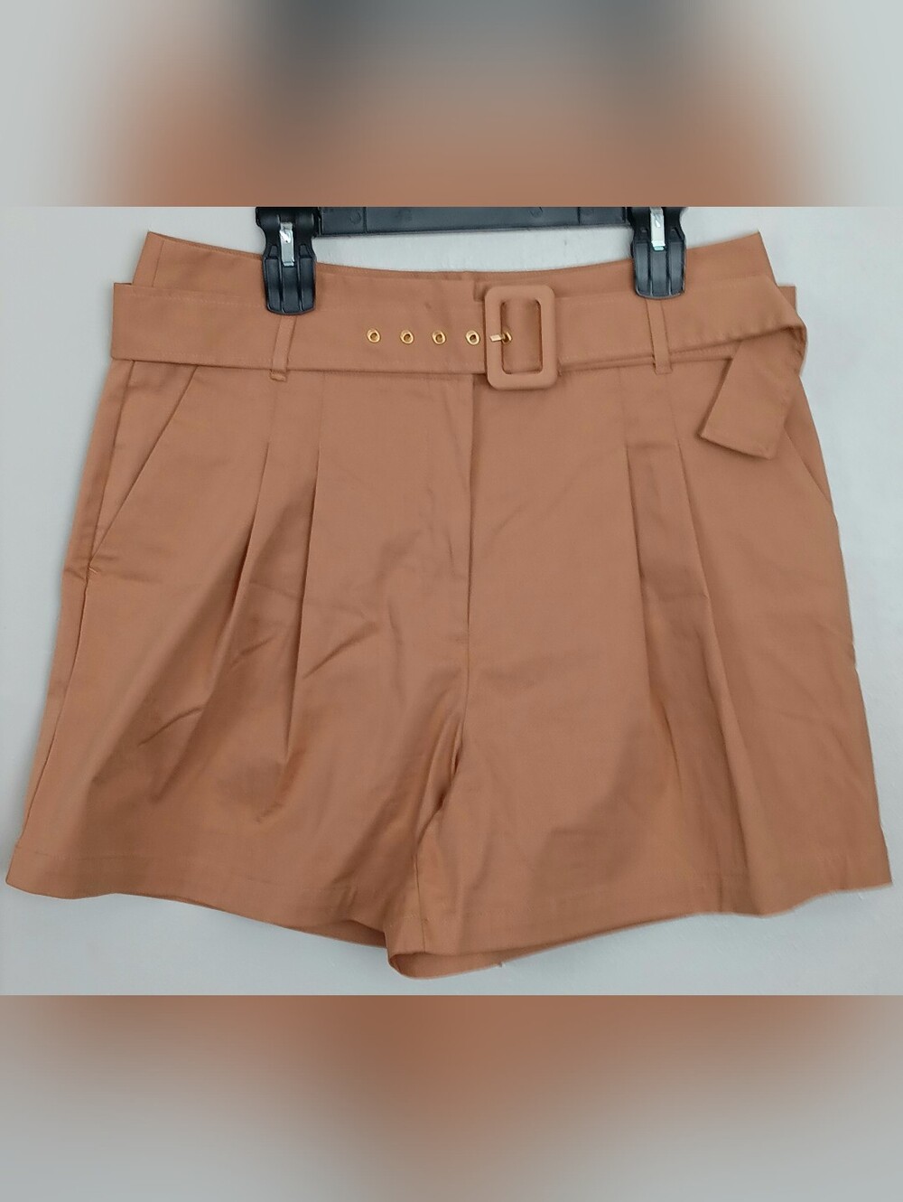 Worthington High-Waist Belted Shorts in Camel Brown Pleat Front Sz 14
